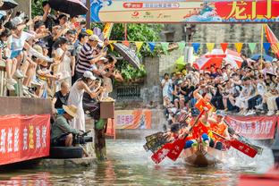 手感火热难救主！原帅全场10中8 高效贡献22分1板1助